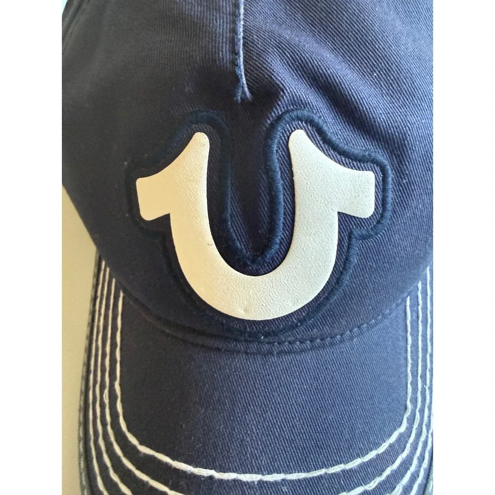 True Religion Navy Blue Horseshoe Logo Baseball Cap Leather Strap Hat One Size